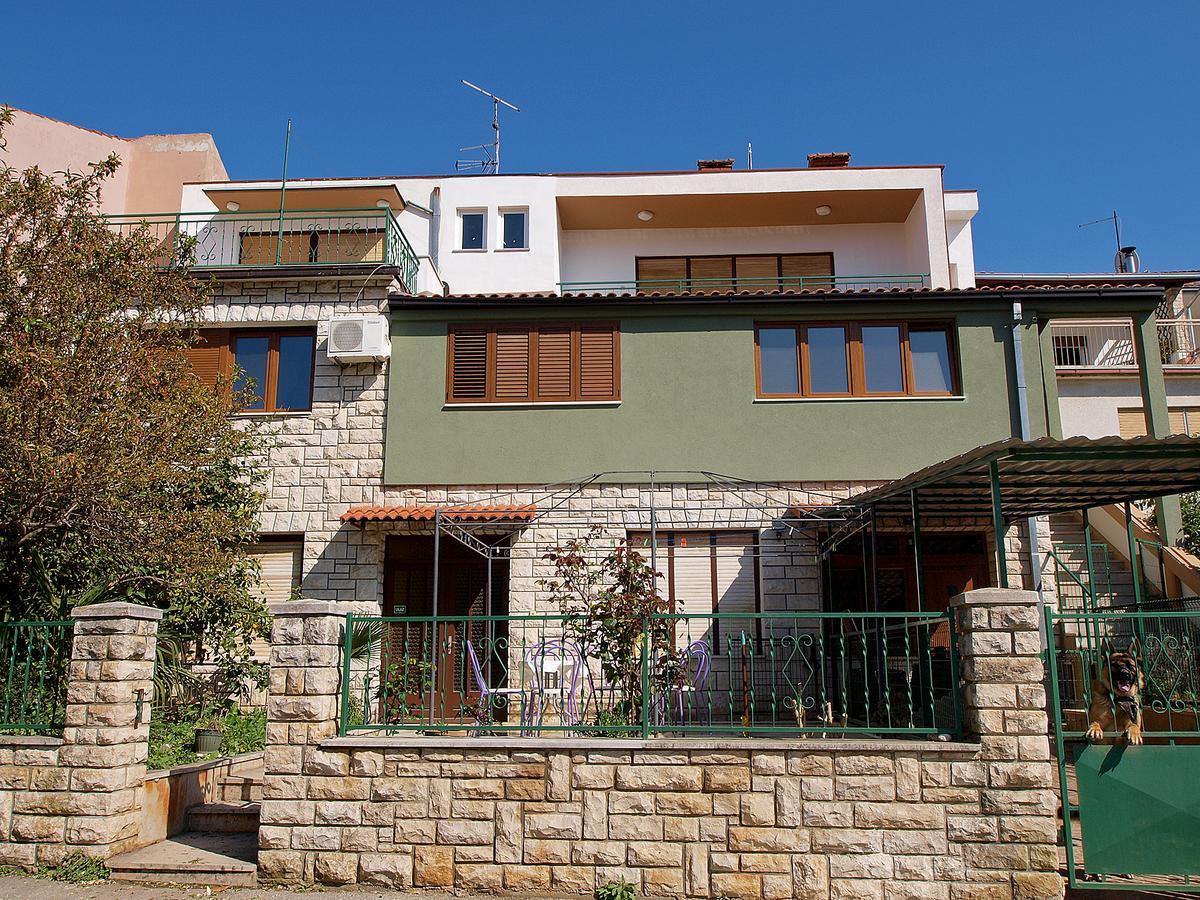 Apartments Mare 826 Pula Exterior photo